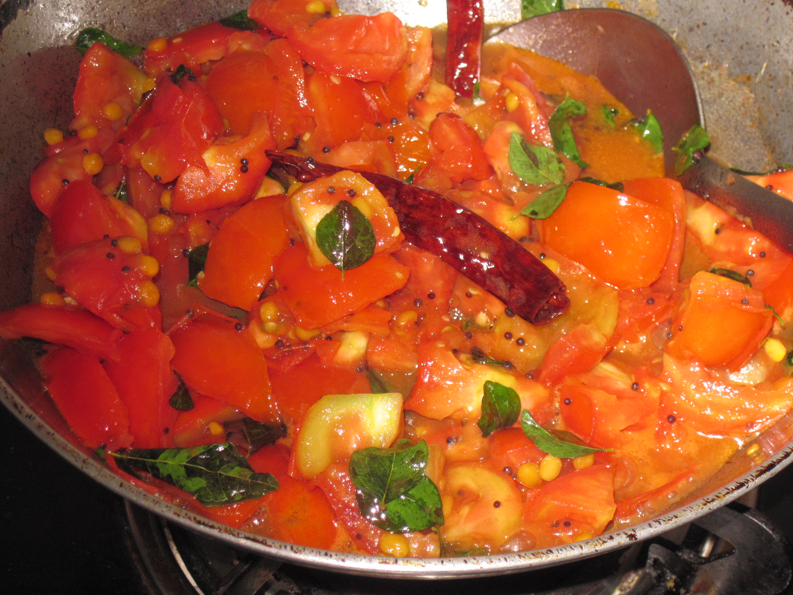Madras Style Tomato Chutney Recipe
