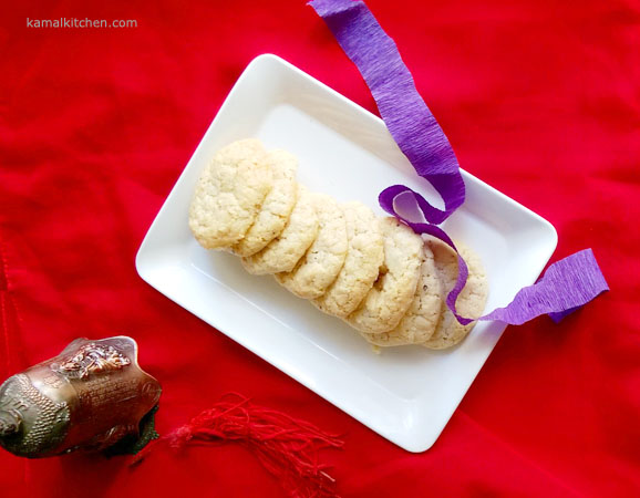 Karanji Cookies – Sugar Free Coconut Cookies Recipe