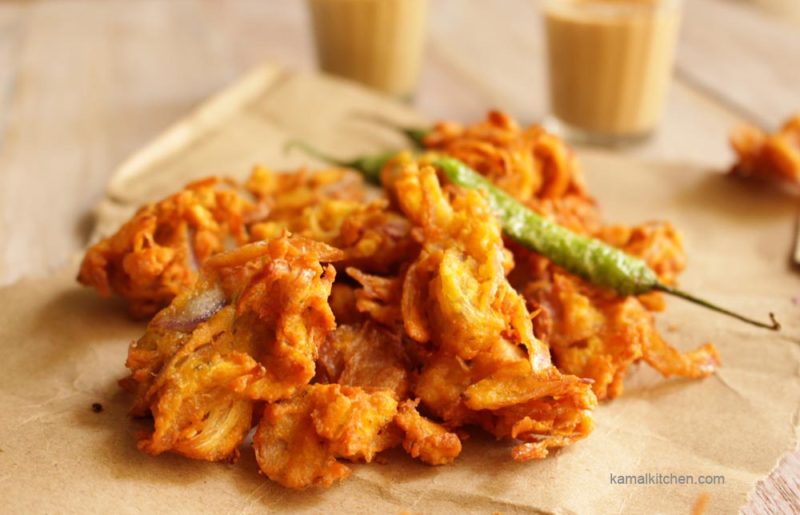 Onion pakora - kanda bhaji - khekda bhaji - Indian street food