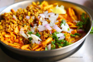 kolhapuri misal pav