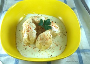Dahi Vada or dahi bhalla