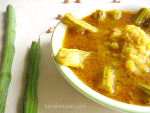 drumsticks daal - shevgyacha kaalvan or shevgyachya shenganchi aamti