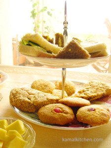 English tea, afternoon tea, cream tea, high tea